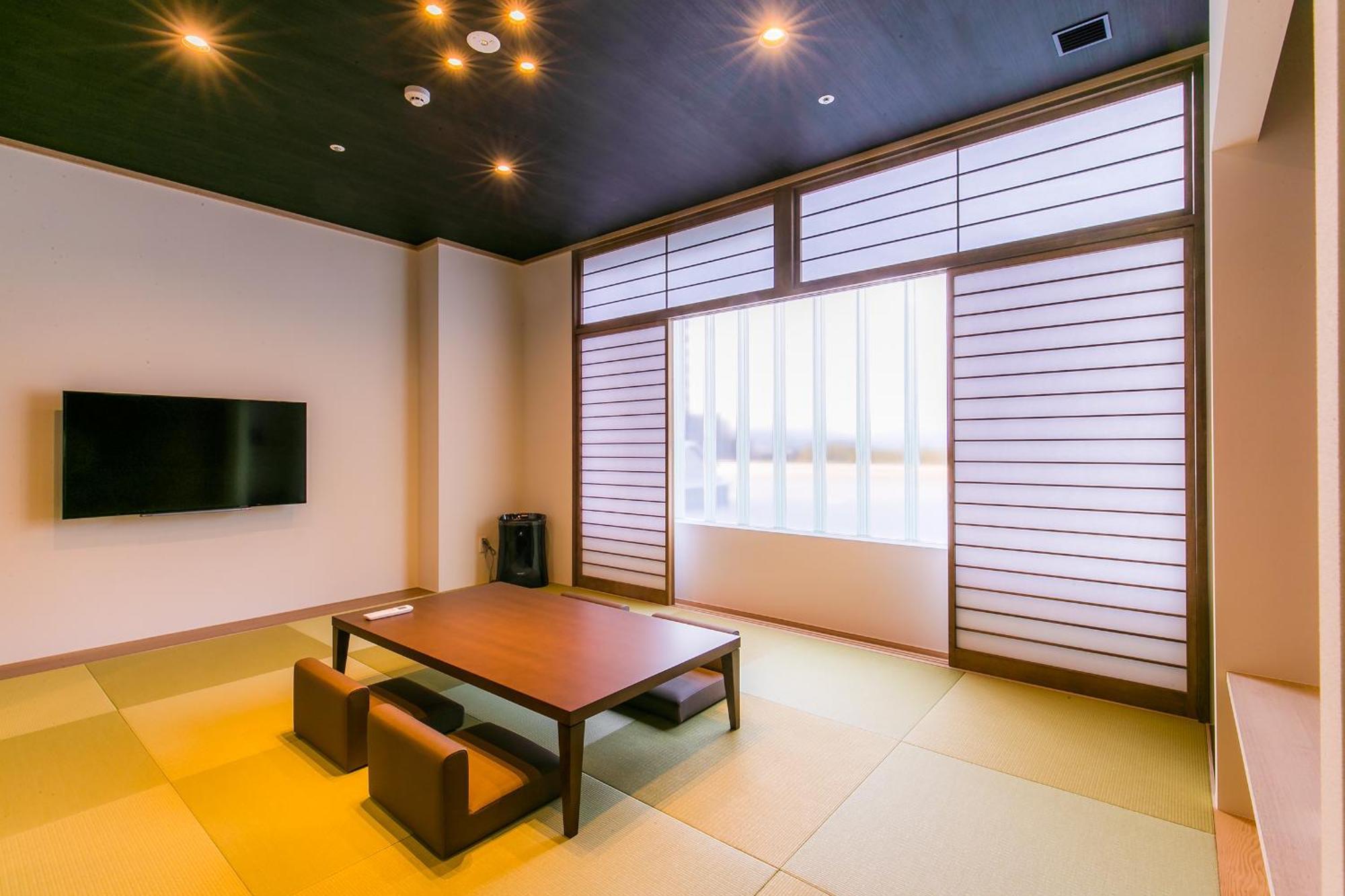 Spa & Hotel Suishun Matsuiyamate Hirakata Exterior photo